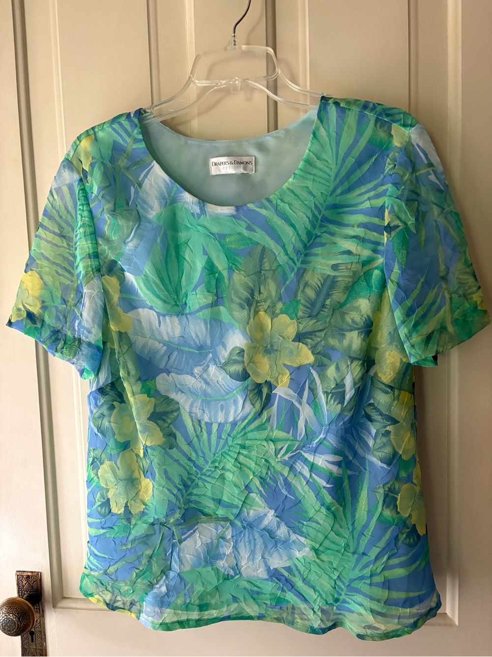Draper’s & Damon’s Blue-Green Tropical Floral Short Sleeve Blouse